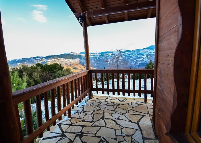 ναϊάδες בית הארחה 3*