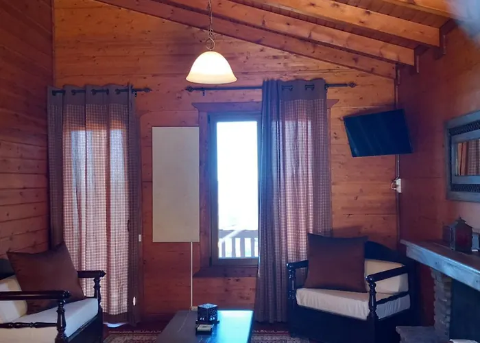 ναϊάδες בית הארחה Synikia Mesi Trikalon